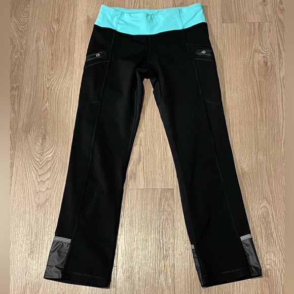 Lululemon Runnin' With My Homies Pant Color Black  / Angel Blue Size 6 EUC - Picture 10 of 16